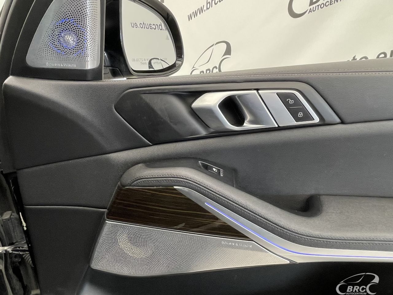 BMW X5 | 8