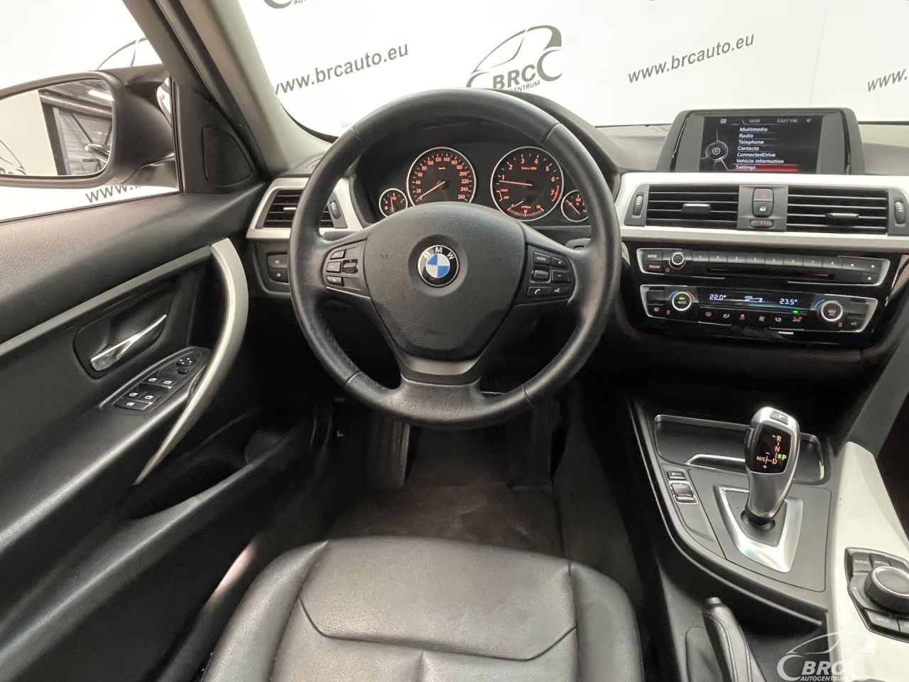 BMW 320 | 12