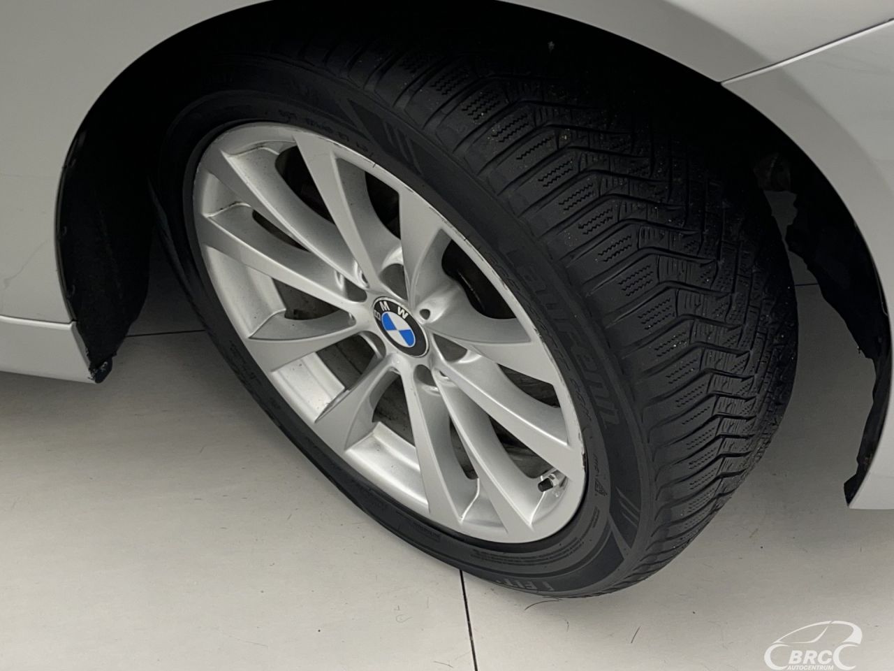 BMW 320 | 35