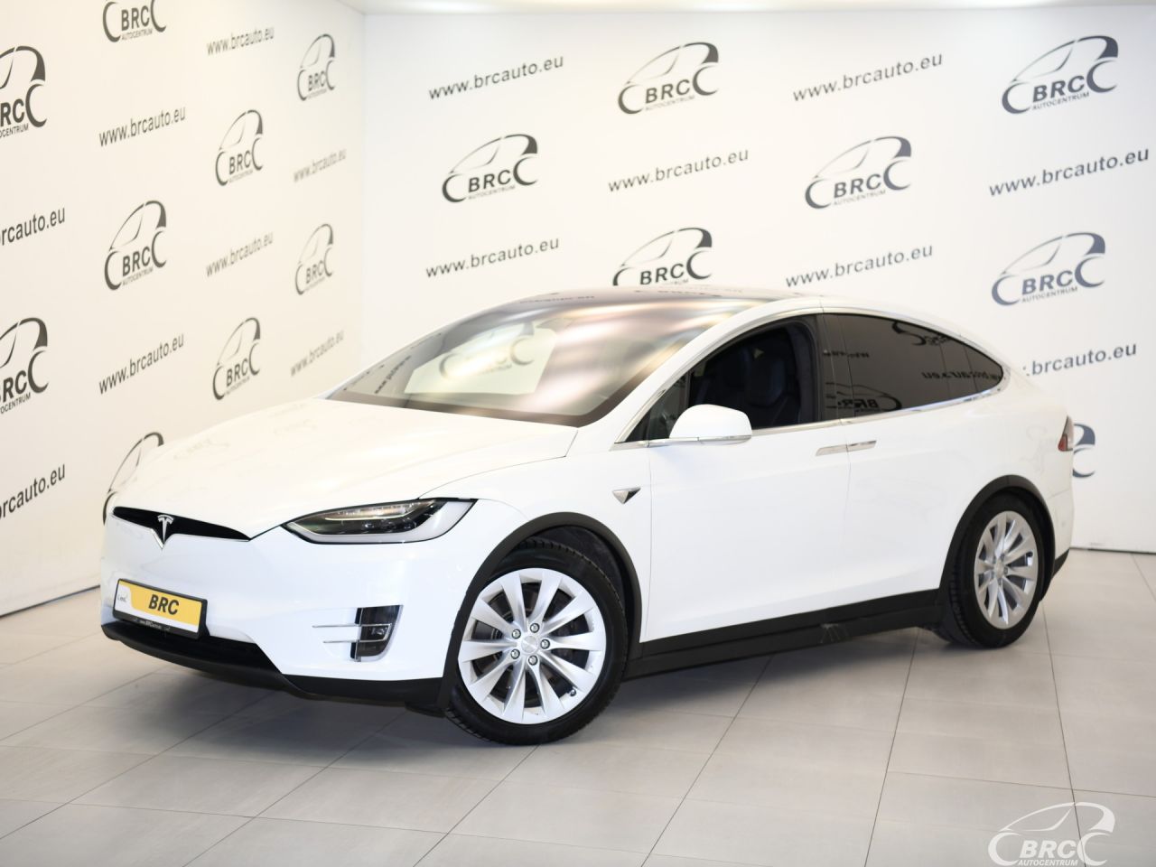 Tesla Model X | 77