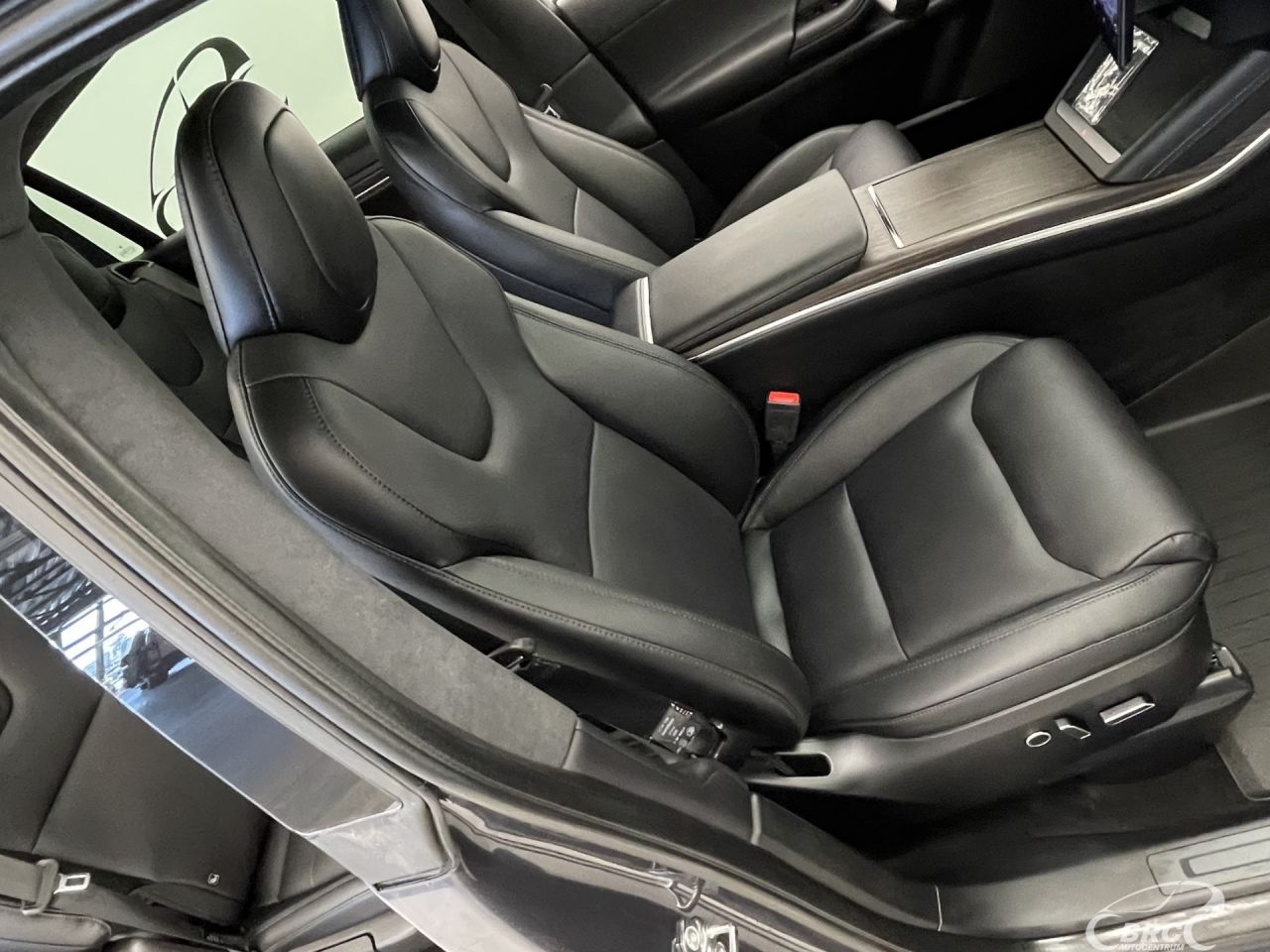 Tesla Model X | 8