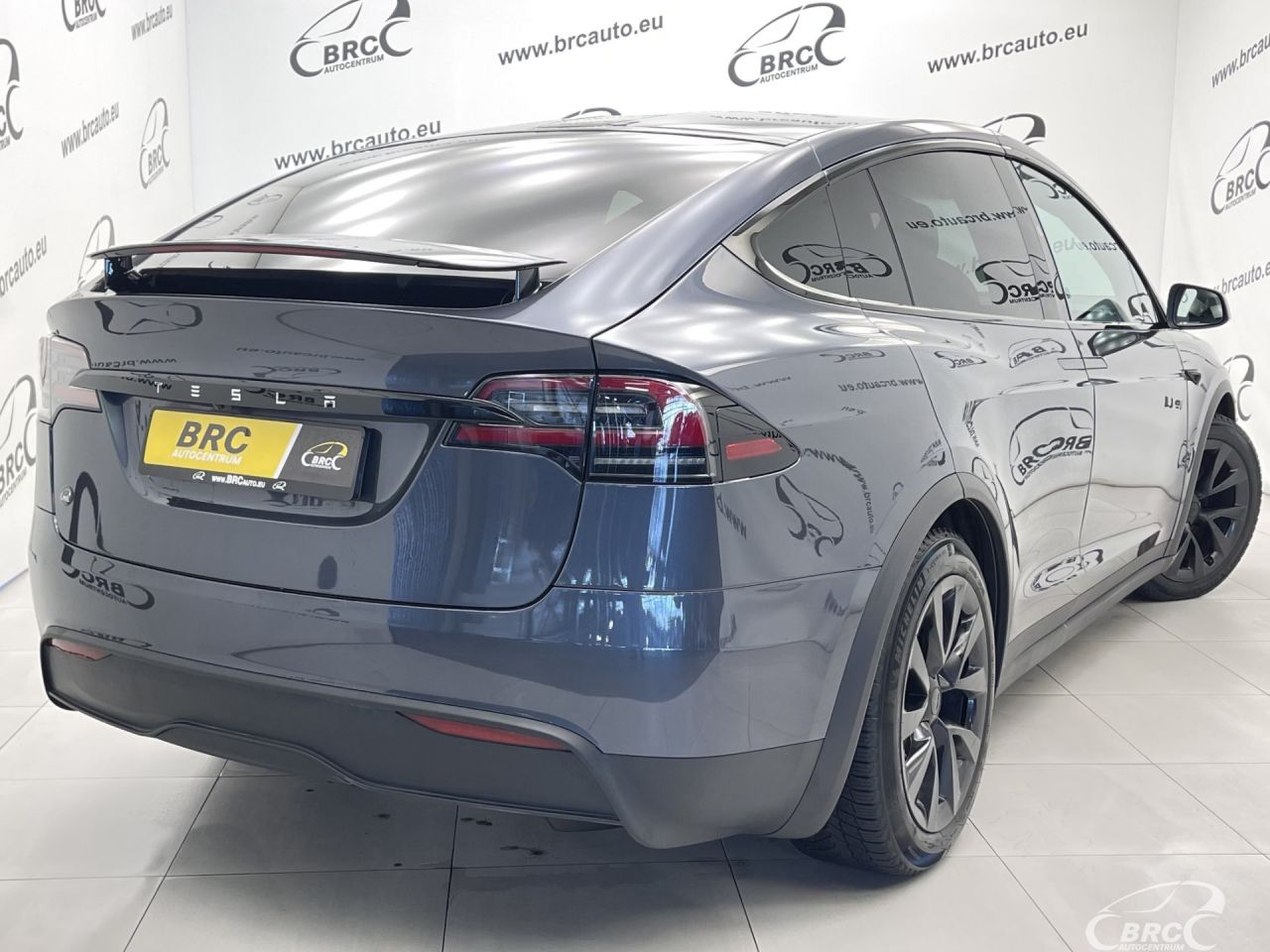 Tesla Model X | 92
