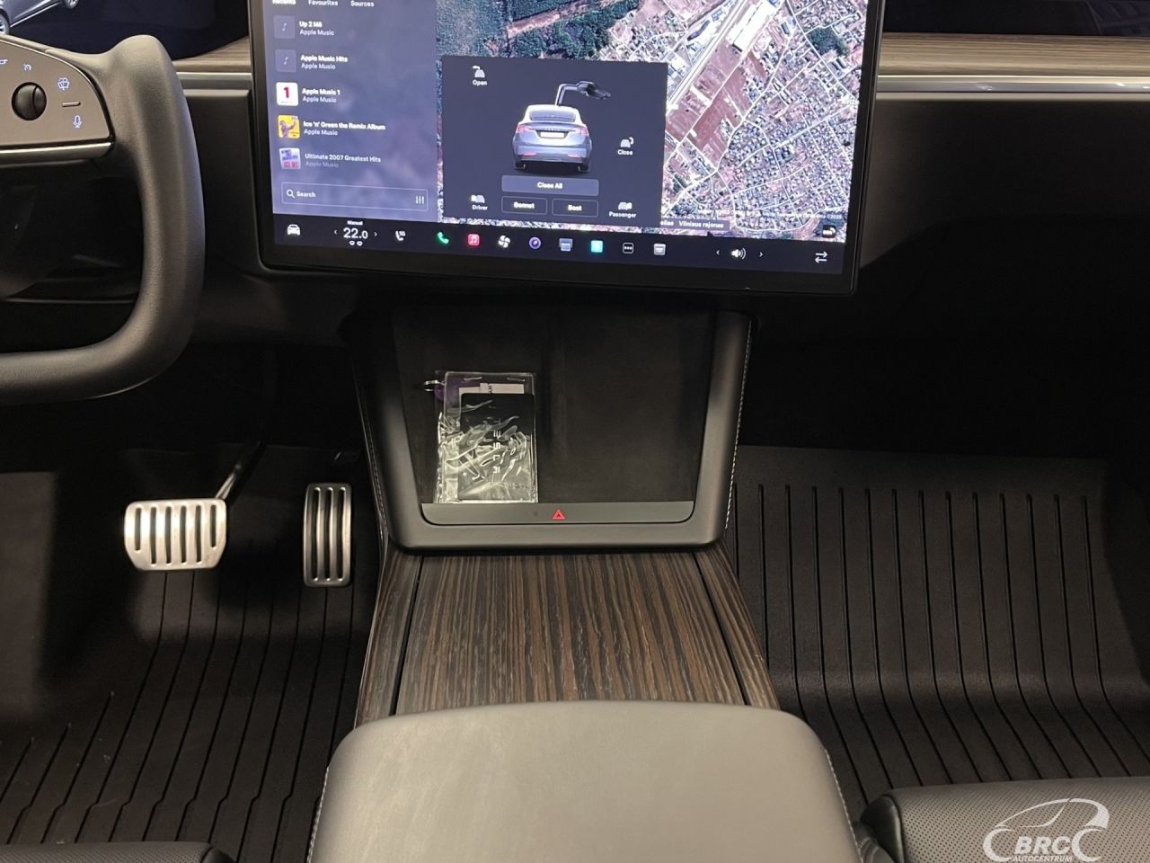 Tesla Model X | 32