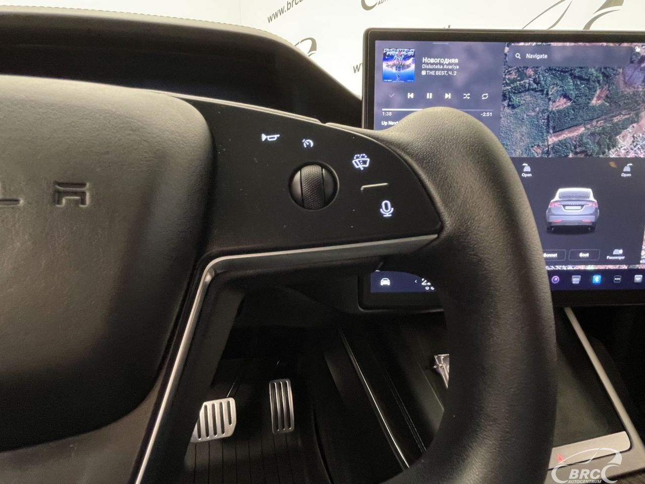 Tesla Model X | 52