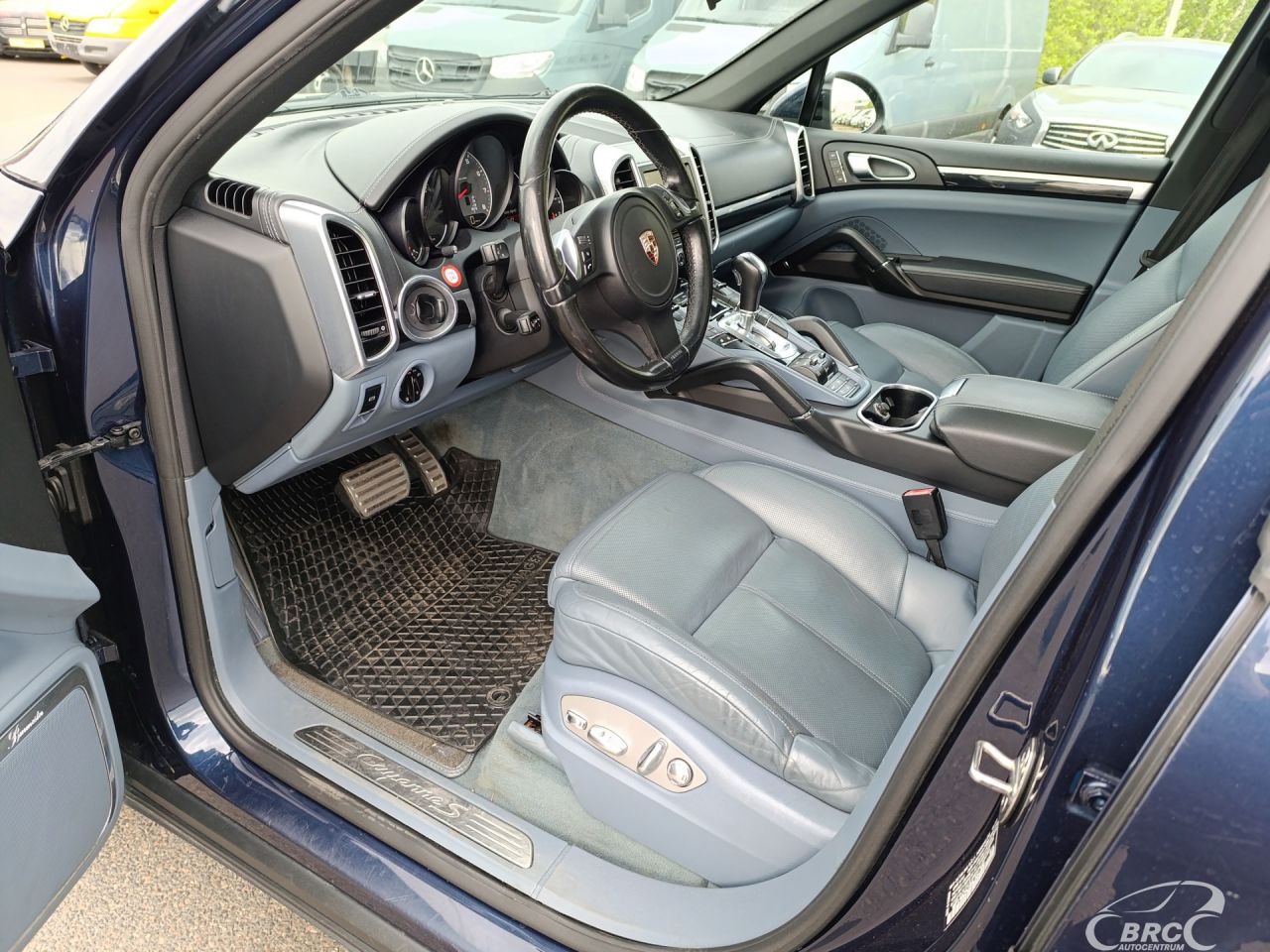 Porsche Cayenne | 10