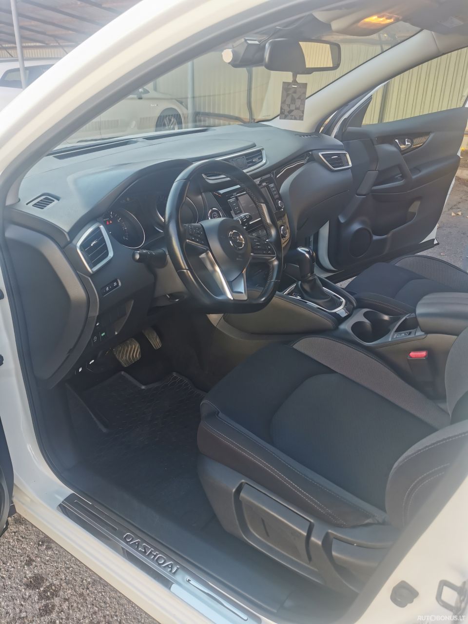 Nissan Qashqai | 16