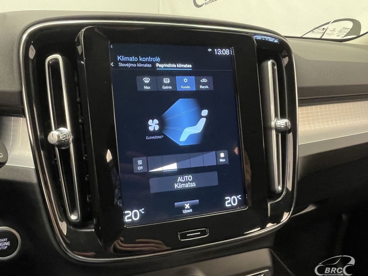 Volvo XC40 | 35