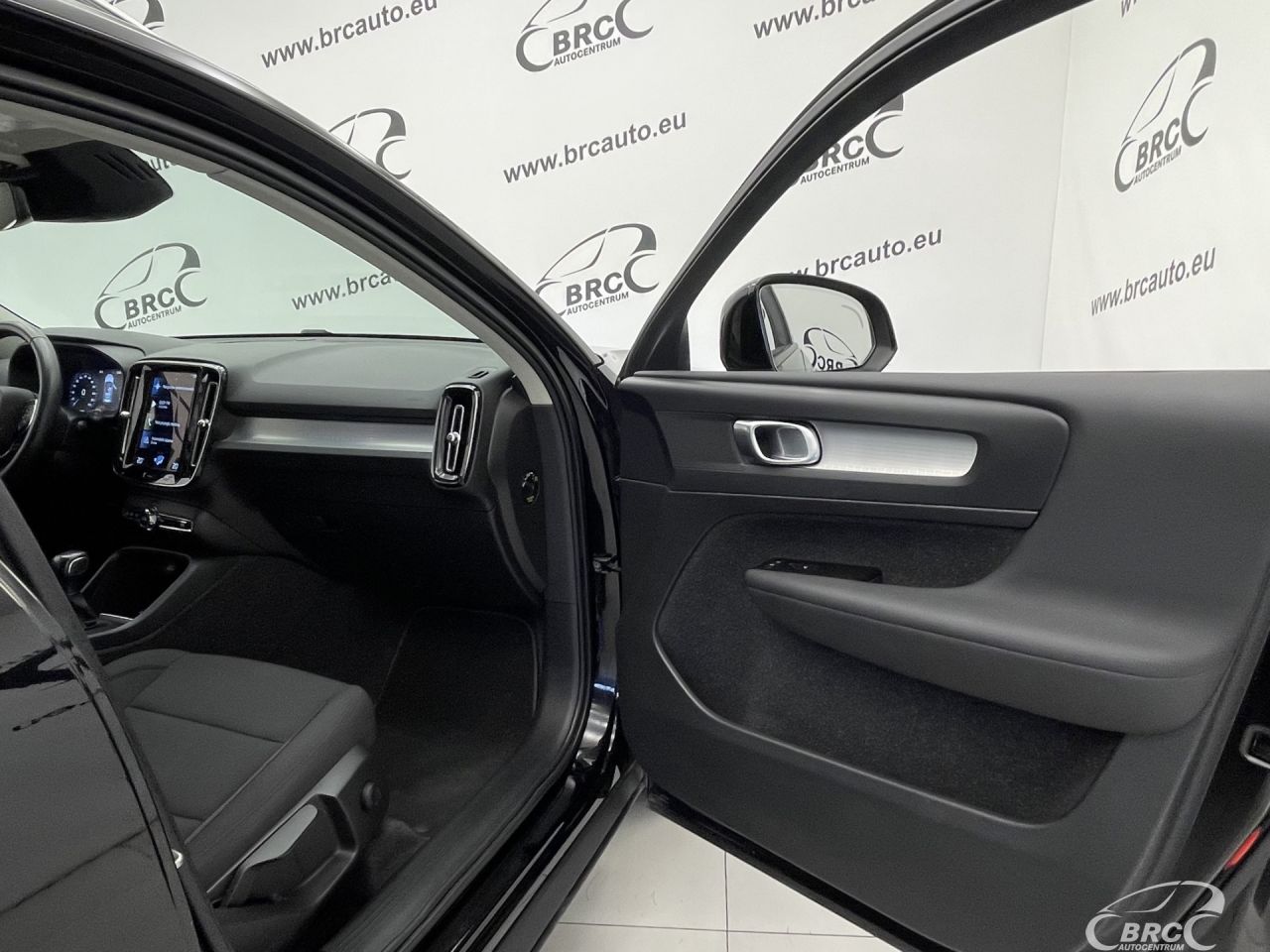 Volvo XC40 | 6
