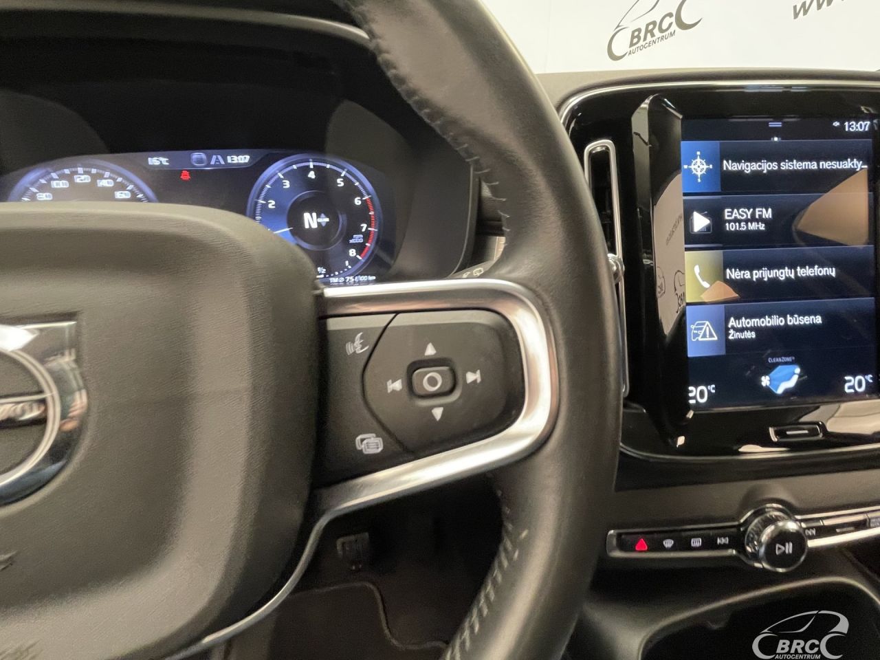Volvo XC40 | 26
