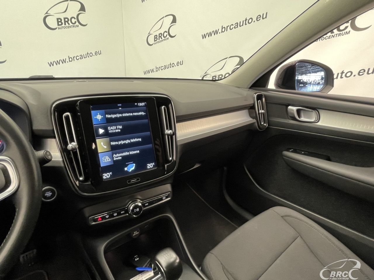 Volvo XC40 | 24