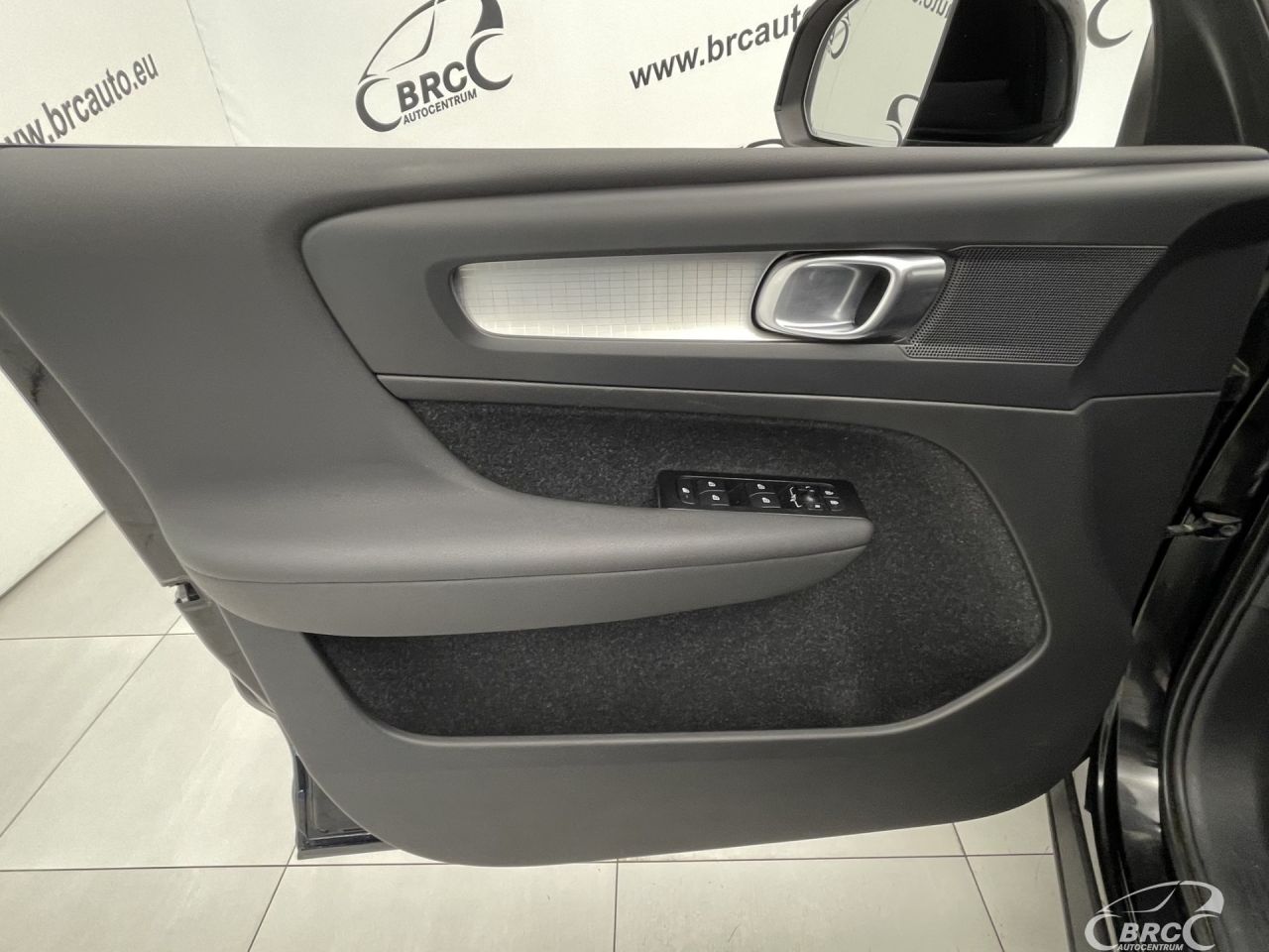 Volvo XC40 | 16