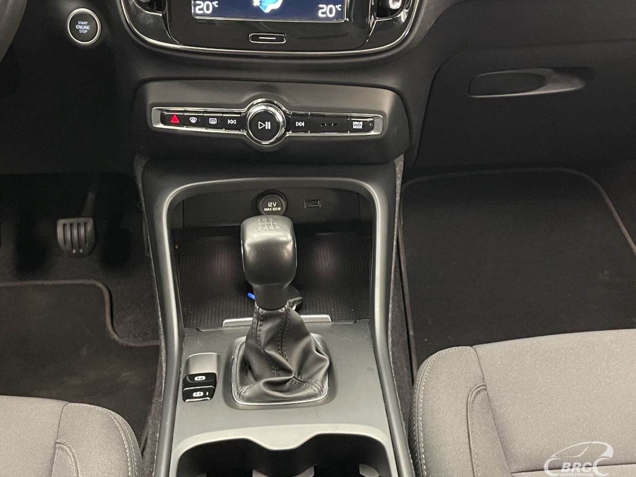 Volvo XC40 | 14