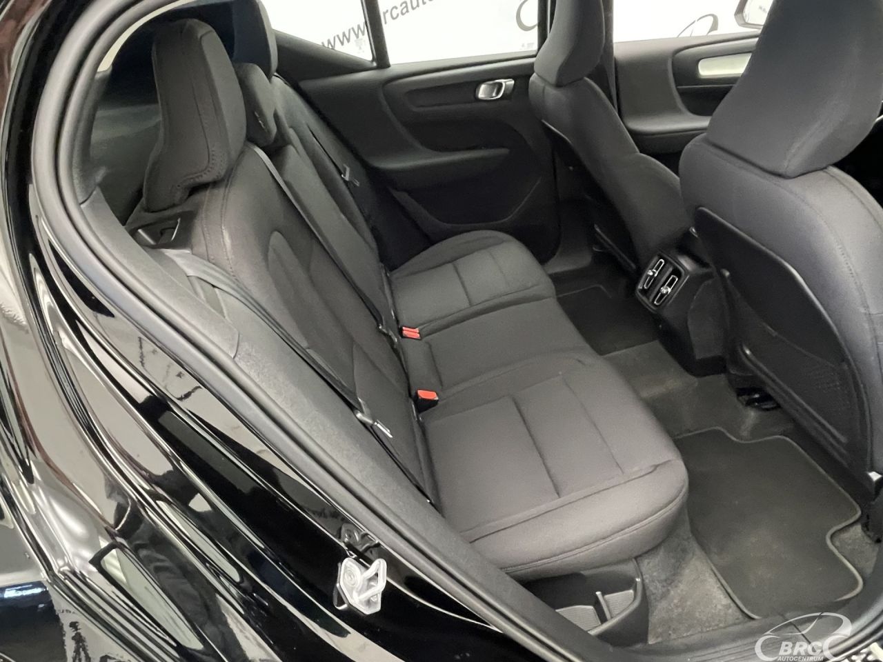 Volvo XC40 | 8