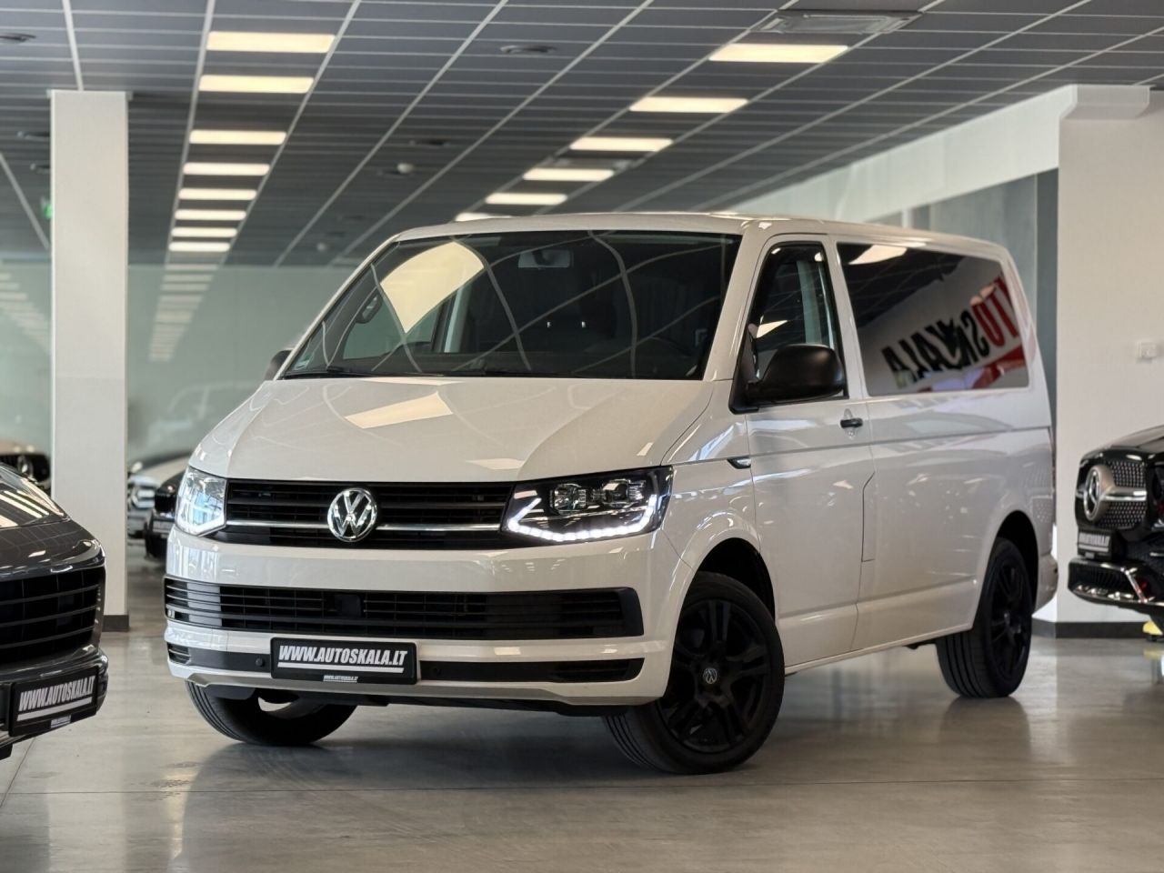 Volkswagen Multivan | 21