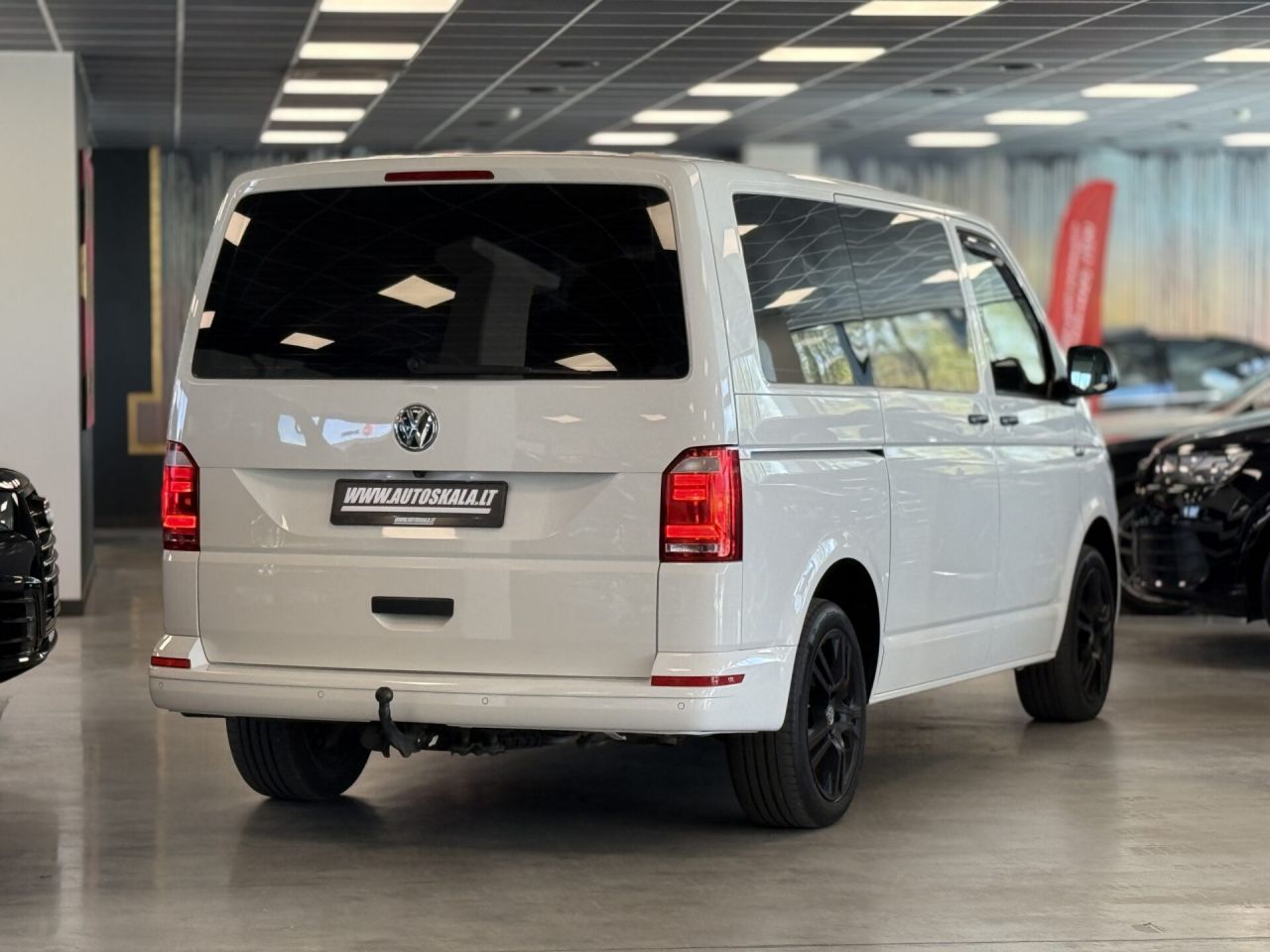 Volkswagen Multivan | 18