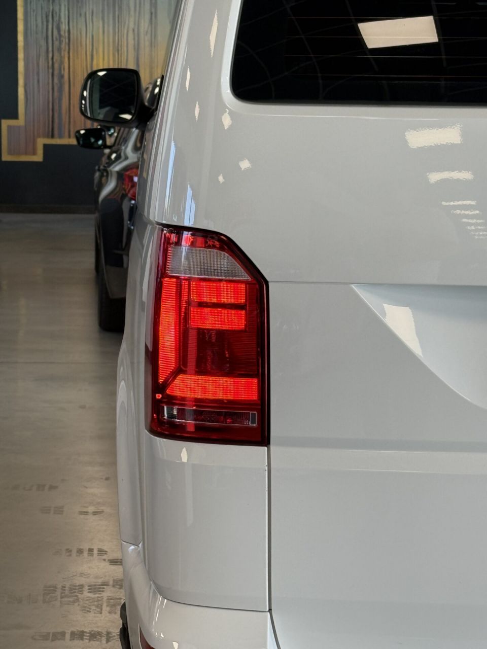 Volkswagen Multivan | 19