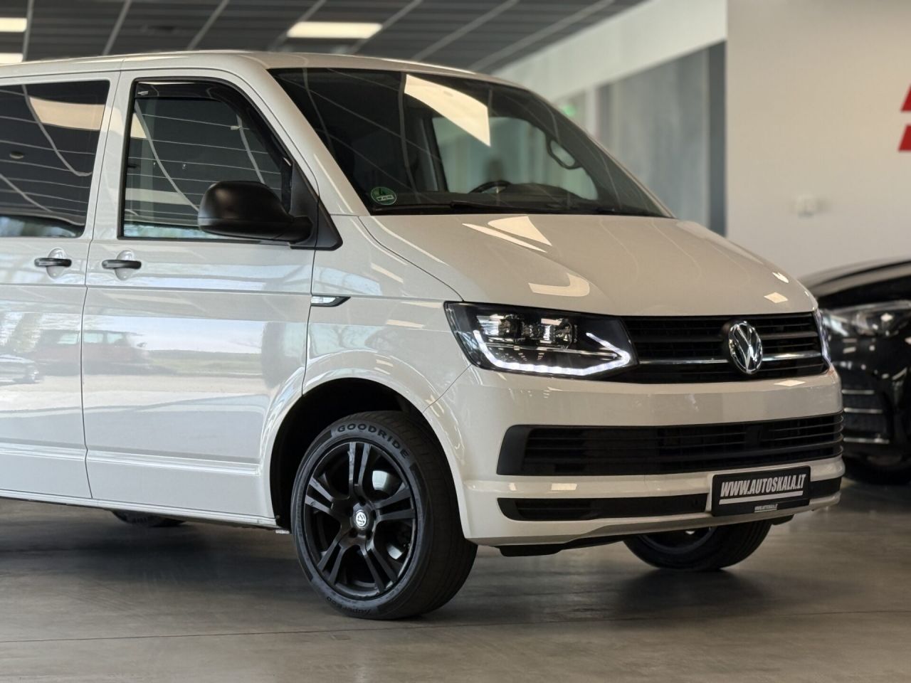 Volkswagen Multivan | 26
