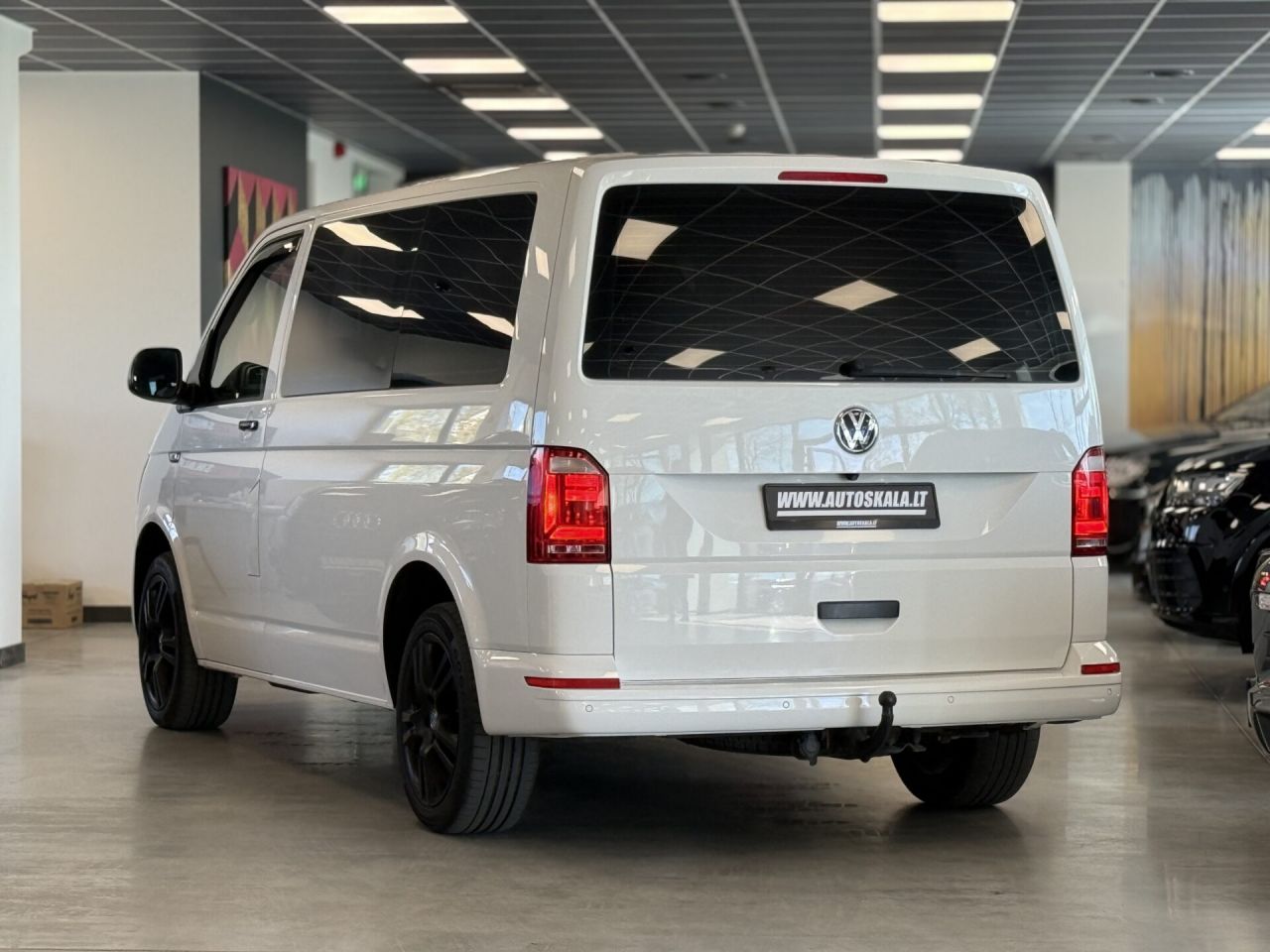 Volkswagen Multivan | 16