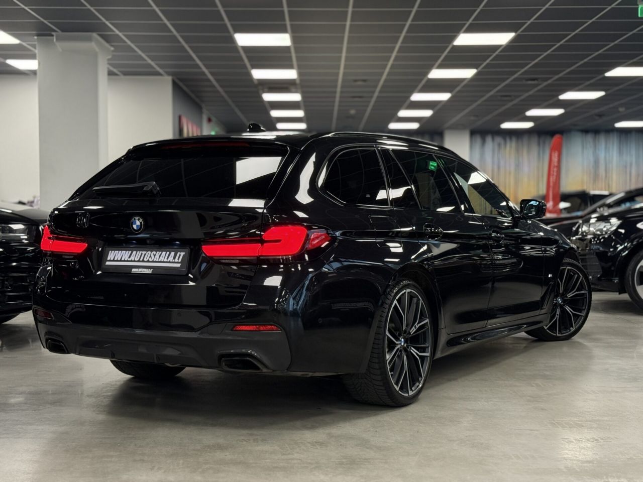 BMW 530 | 25
