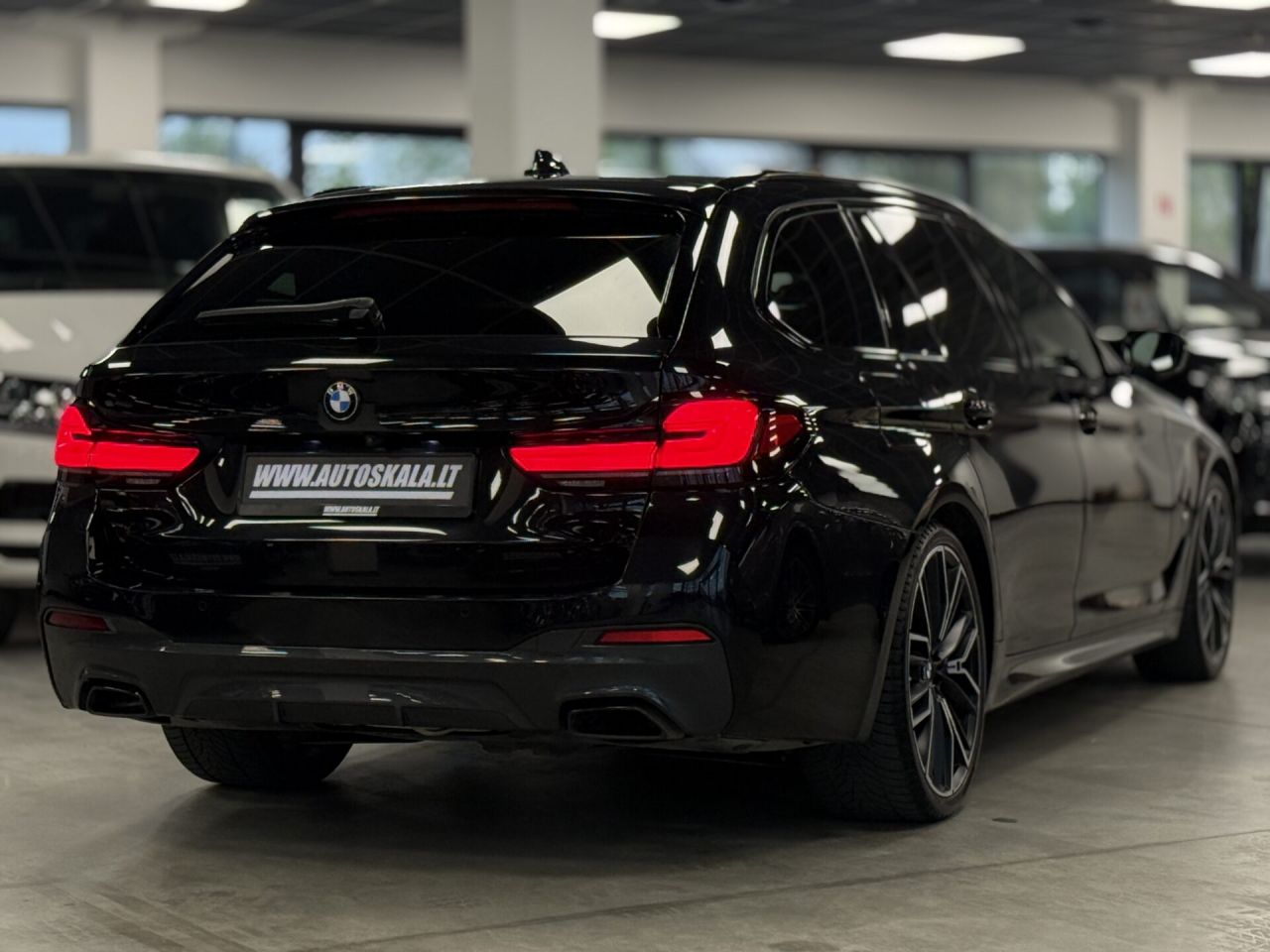 BMW 530 | 32