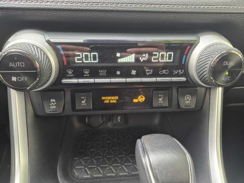 Toyota RAV4 | 13