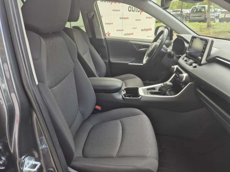 Toyota RAV4 | 7