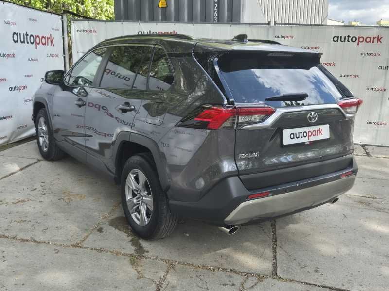 Toyota RAV4 | 4