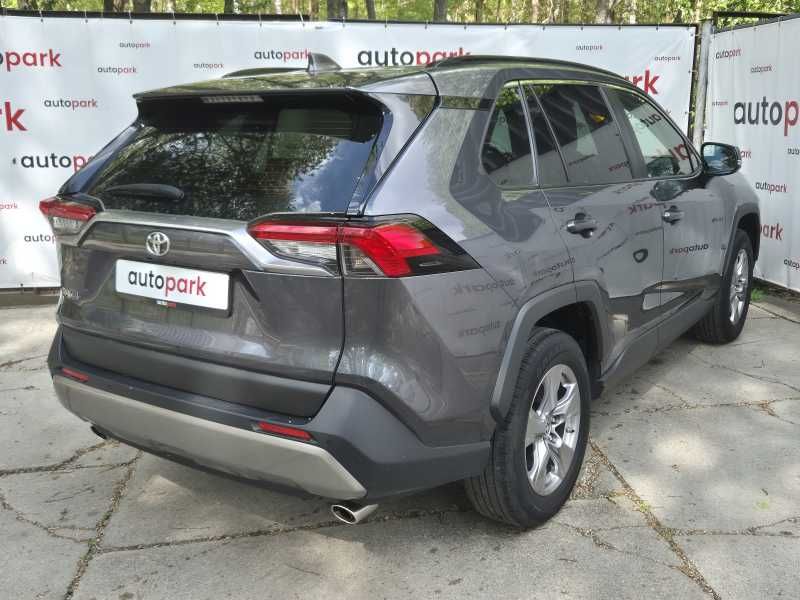 Toyota RAV4 | 3