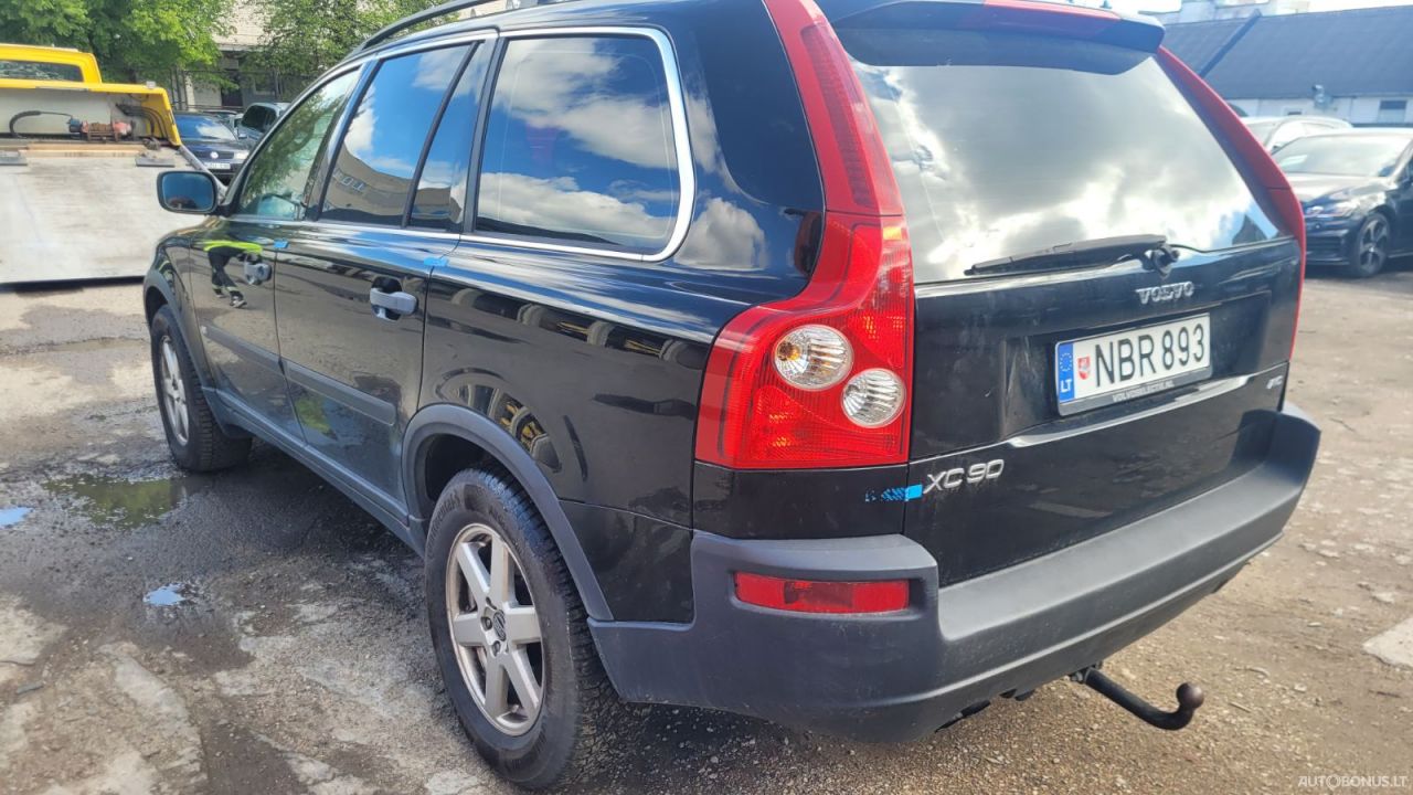 Volvo XC90 | 2