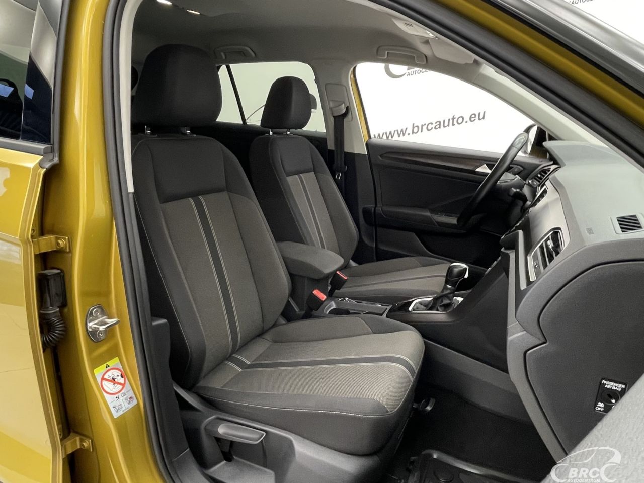Volkswagen T-Roc | 6