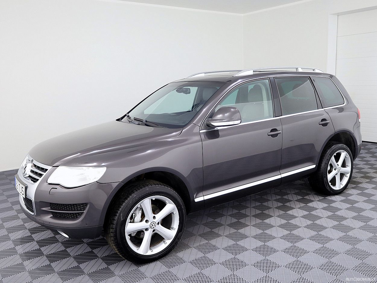 Volkswagen Touareg | 1