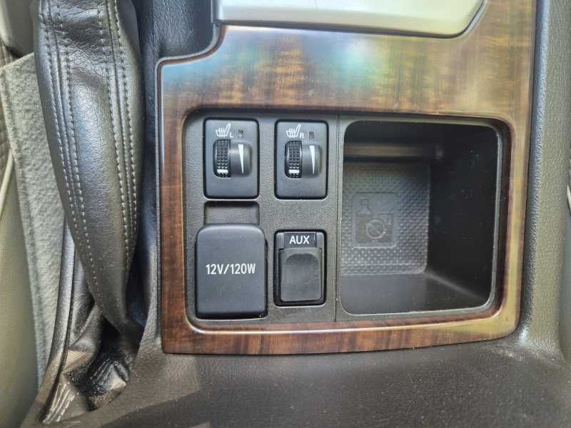 Toyota Land Cruiser | 19