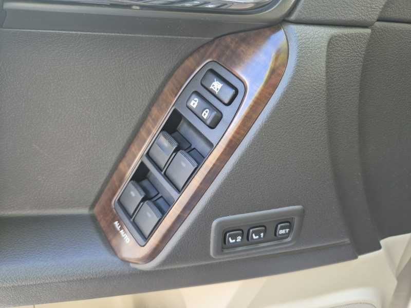 Toyota Land Cruiser | 22