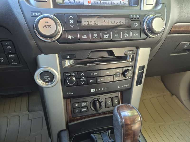 Toyota Land Cruiser | 13