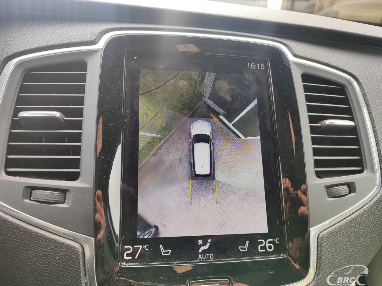 Volvo XC90 | 18
