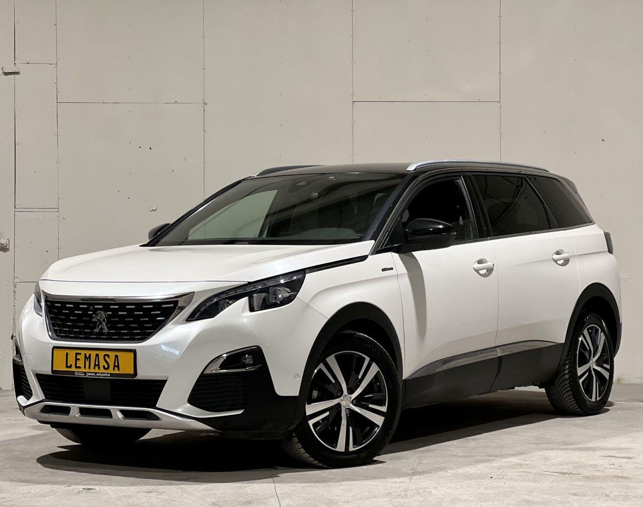 Peugeot 5008, Минивэн