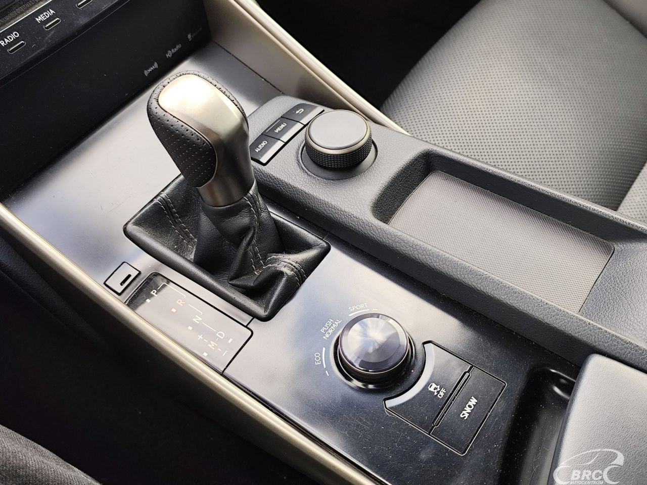 Lexus IS 250 | 11