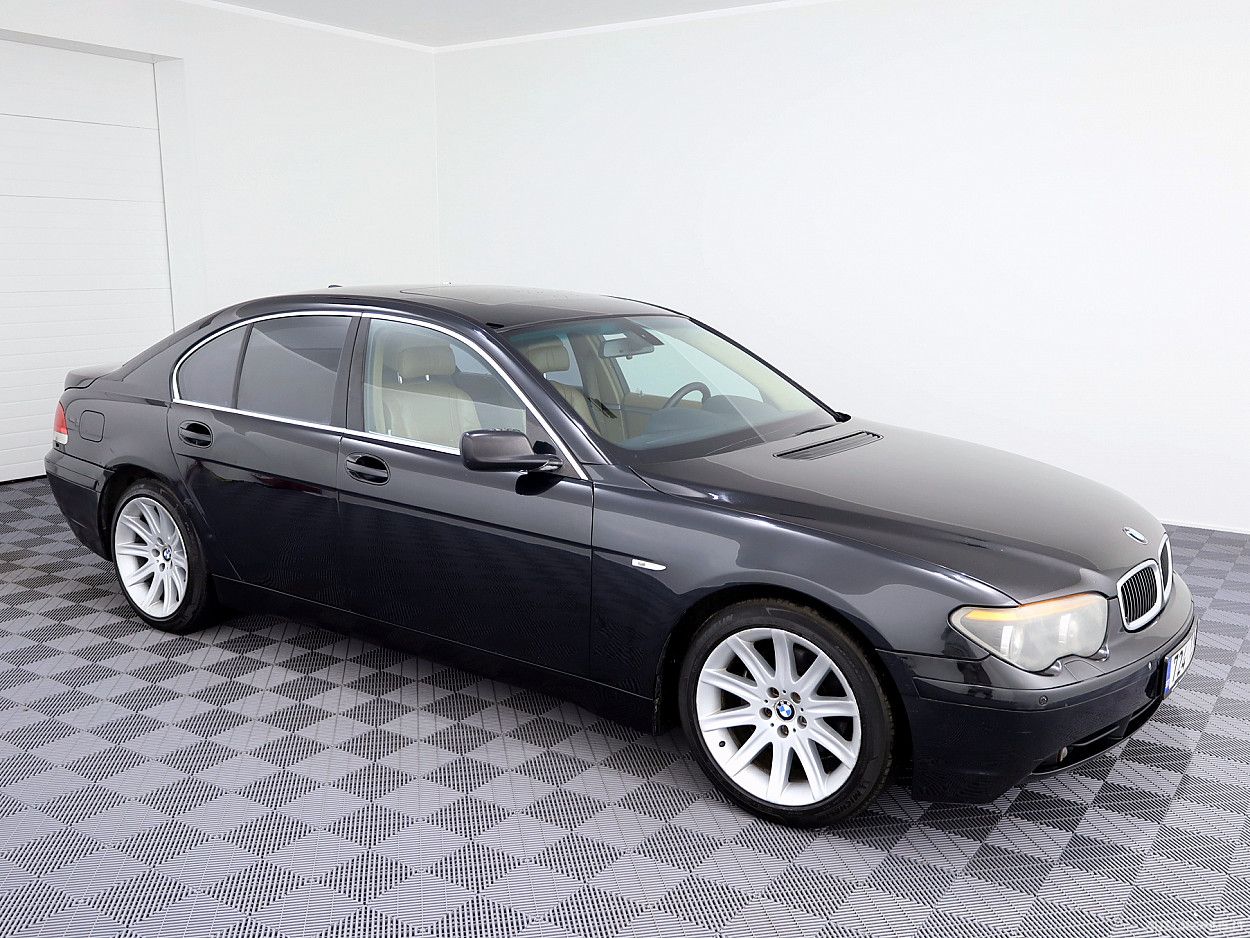 BMW 730