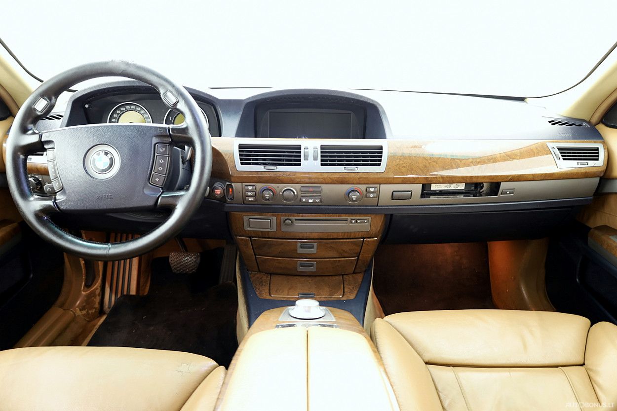 BMW 730 | 4