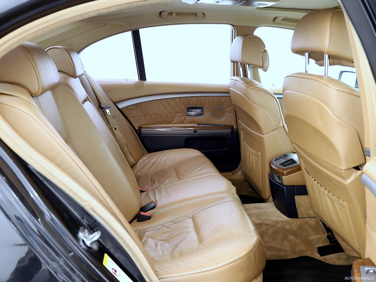 BMW 730 | 6
