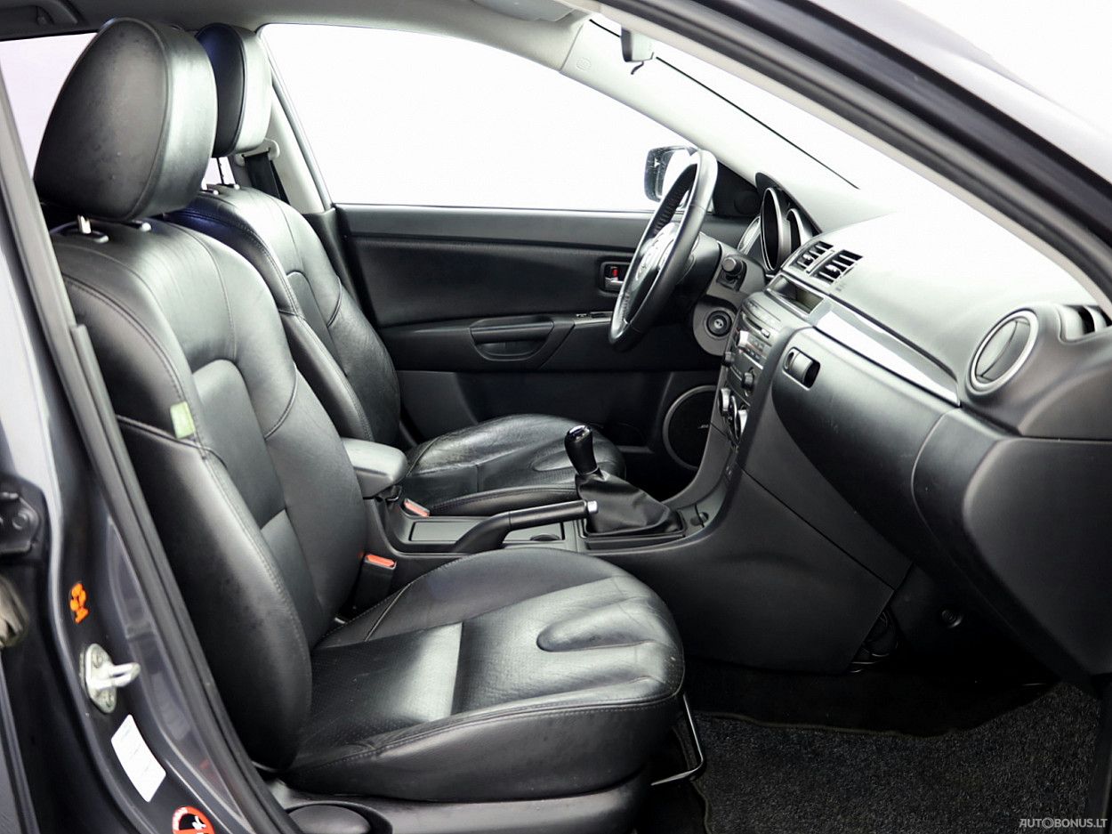 Mazda 3 | 5