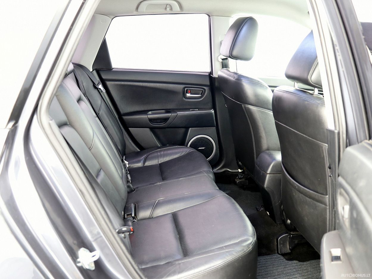 Mazda 3 | 6