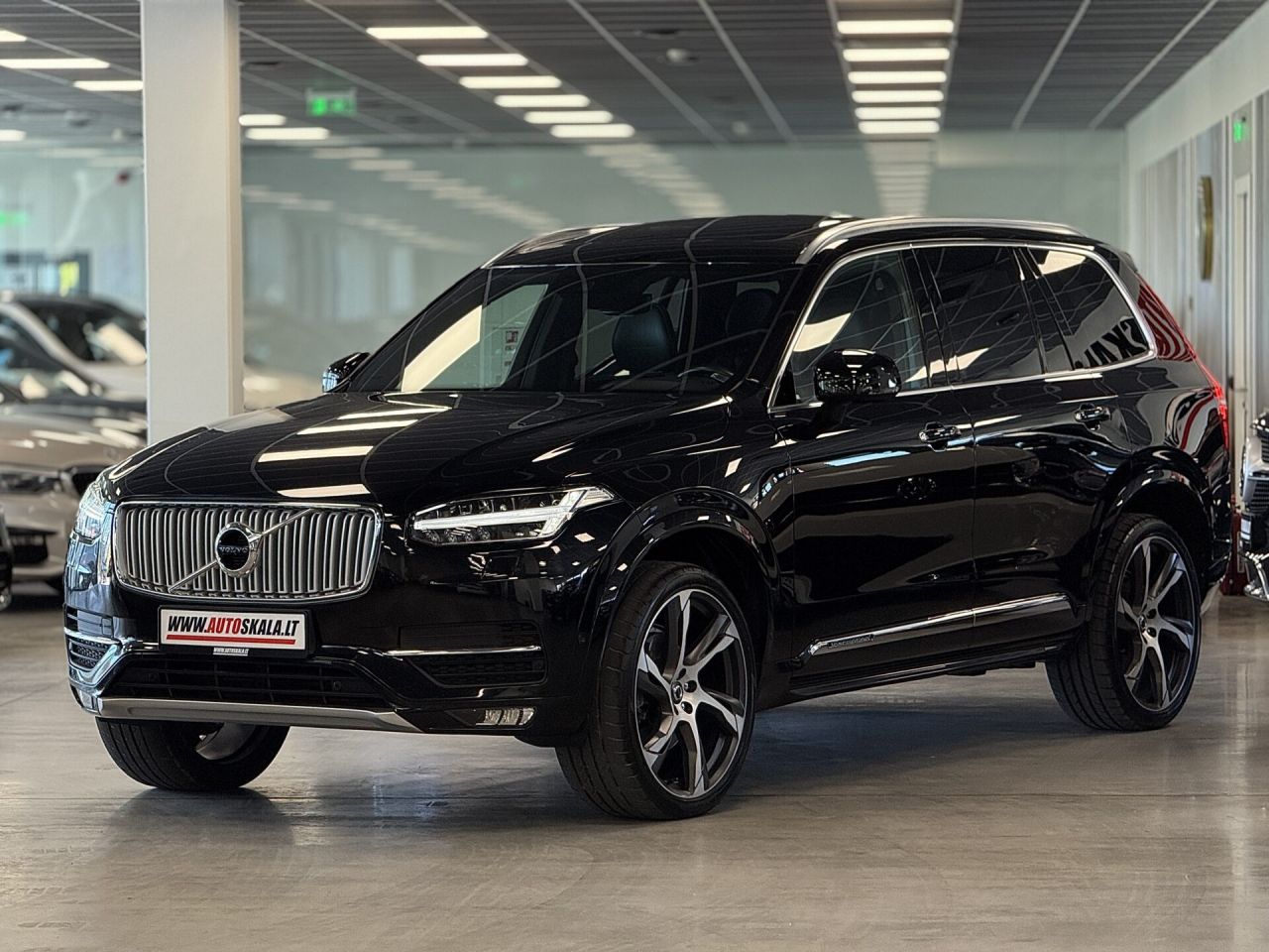 Volvo XC90 | 22