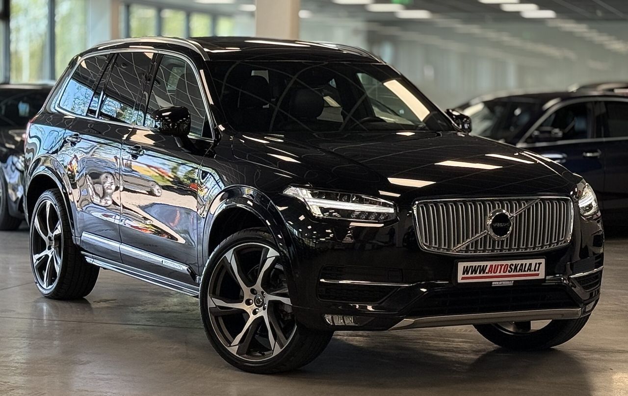 Volvo XC90 | 15