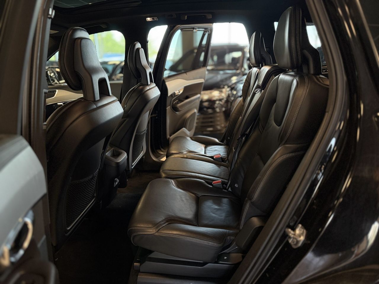 Volvo XC90 | 4