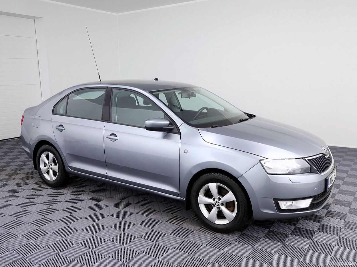 Skoda Rapid, 1.2 l., Хэтчбек