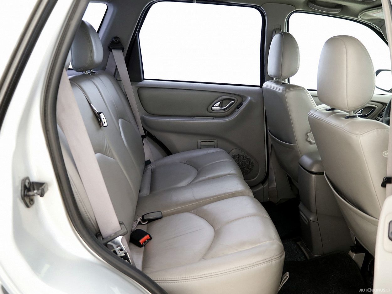 Mazda Tribute | 6