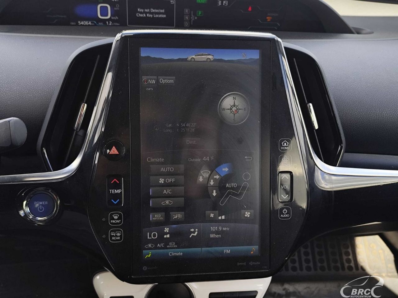 Toyota Prius | 12