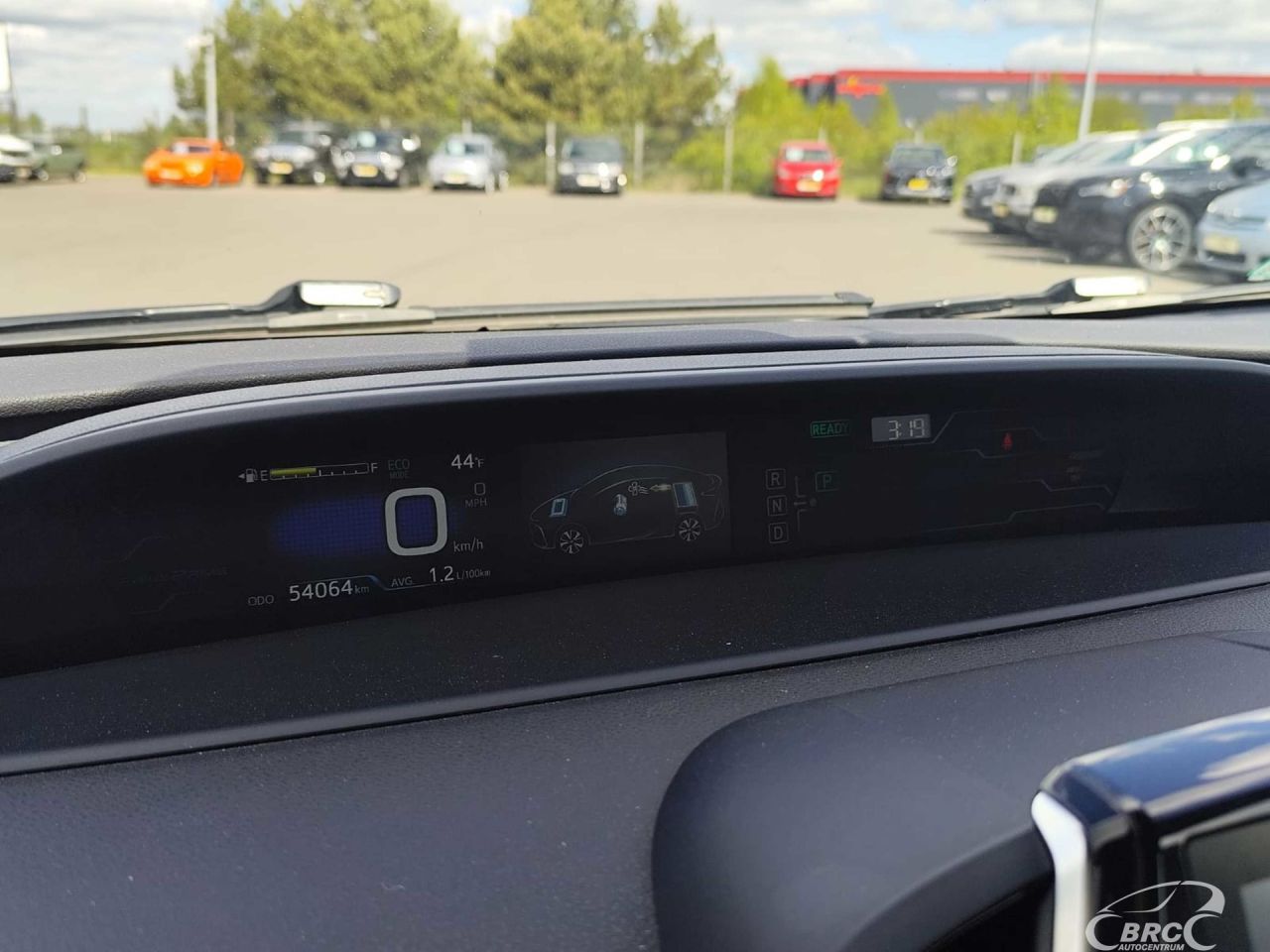 Toyota Prius | 16
