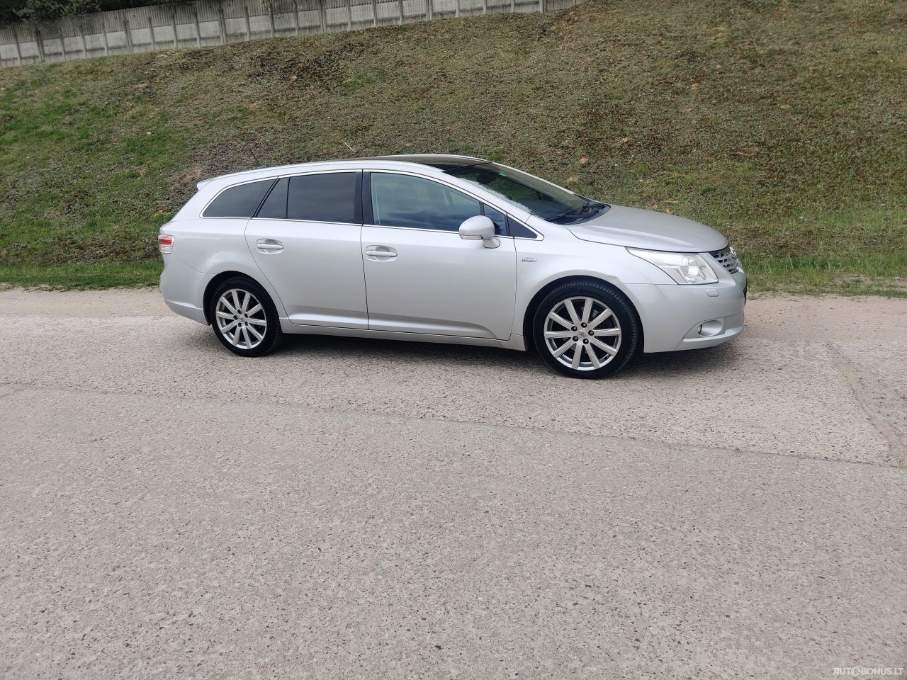 Toyota Avensis | 2